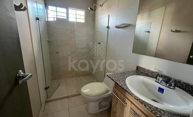 Casa esquinera bifamiliar en urb. Rosendo Garcés Montería