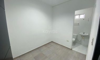 Se vende casa de dos pisos en Portal de la Candelaria Montería