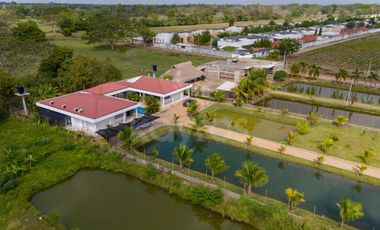 Casa Campestre en lagos del Norte en Montería Cordoba
