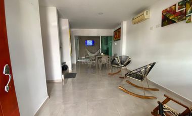 Casa de 2 pisos en conjunto cerrado en Montería: 3 habitaciones con terraza.