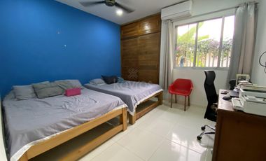 Casa campestre de lujo en Guayacanes Carrizal: 1,070 m² con piscina privada, zona BBQ y kiosco amplio