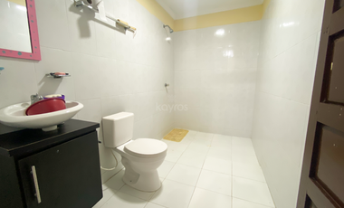 Vive en el Corazón de Montería: Casa Esquinera con Patio y Terraza