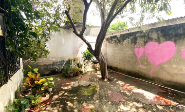 Vive en el Corazón de Montería: Casa Esquinera con Patio y Terraza