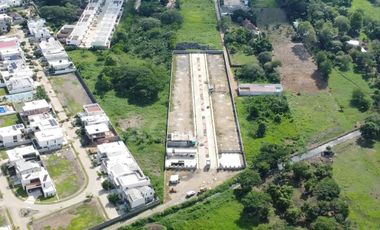 Lote en venta en Pontevedra: 225 m² al norte de Montería