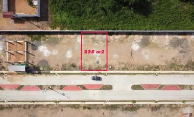 Lote en venta en Pontevedra: 225 m² al norte de Montería