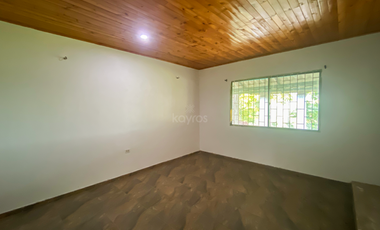 Escápate a la naturaleza: Amplia casa finca con kiosco y todos los servicios