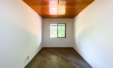 Escápate a la naturaleza: Amplia casa finca con kiosco y todos los servicios