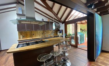 Arriendo - Espectacular casa de lujo en Sindamanoy, Chía