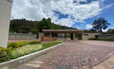 Arriendo - Espectacular casa de lujo en Sindamanoy, Chía