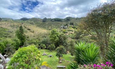 Arriendo - Espectacular casa de lujo en Sindamanoy, Chía