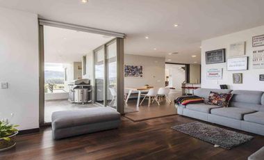 Arriendo - Casa de lujo en Parcelación Aposentos