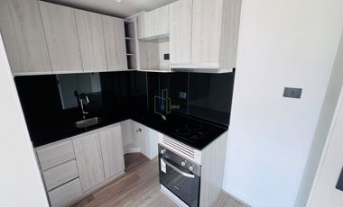 ARRIENDO DEPARTAMENTO EN LA FLORIDA CON ESTACIONAMIENTO