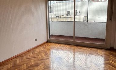 DEPARTAMENTO en VENTA de TRES AMBIENTES en BELGRANO