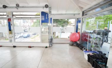 Olivos,Oportunidad Única! Venta de Local Comercial  en Esquina. Inmejorable Visibilidad