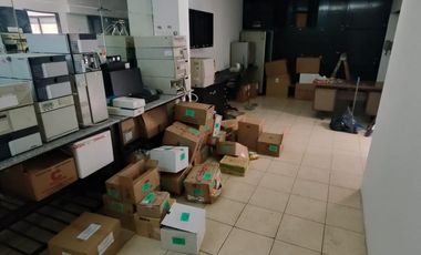 LOCAL EN ALQUILER. 122 MTS. SOTANO Y PATIO. APTO TODO RUBRO. AV. JUAN B. JUSTO 3800. PATERNAL