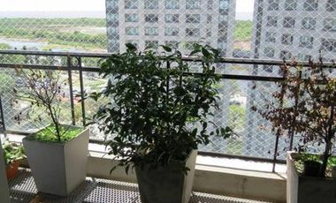 Alquiler 4 ambientes con dependencia. Amoblado. CHATEAU Puerto Madero. 2 cocheras.