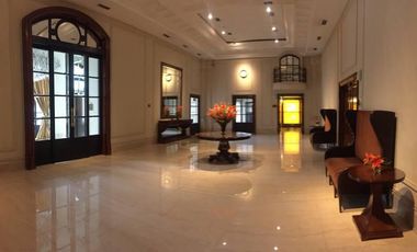 Alquiler 4 ambientes con dependencia. Amoblado. CHATEAU Puerto Madero. 2 cocheras.