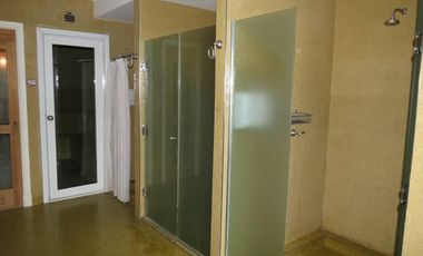 Alquiler 4 ambientes con dependencia. Amoblado. CHATEAU Puerto Madero. 2 cocheras.