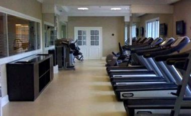 Alquiler 4 ambientes con dependencia. Amoblado. CHATEAU Puerto Madero. 2 cocheras.