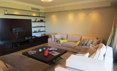 Alquiler 4 ambientes con dependencia. Amoblado. CHATEAU Puerto Madero. 2 cocheras.