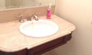 Alquiler 4 ambientes con dependencia. Amoblado. CHATEAU Puerto Madero. 2 cocheras.