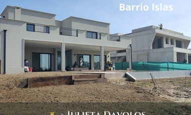 Casa al agua  en Alquiler El Canton Barrio Norte Escobar-Maschwitz