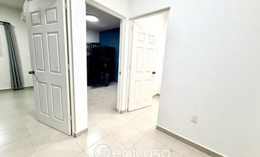 Casa en venta en Alta California- Dentro de coto, con excedente lateral