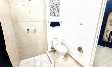 Casa en venta en Alta California- Dentro de coto, con excedente lateral