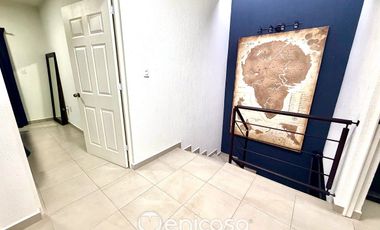 Casa en venta en Alta California- Dentro de coto, con excedente lateral