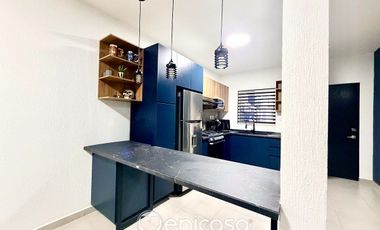 Casa en venta en Alta California- Dentro de coto, con excedente lateral