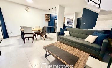 Casa en venta en Alta California- Dentro de coto, con excedente lateral