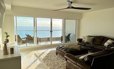 Exclusivo Condominio en Venta Oceanfront de 3 Recámaras