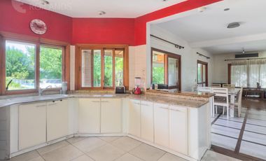 Venta / Alquiler Casa en El Portillo Barrio Cerrado Pilar