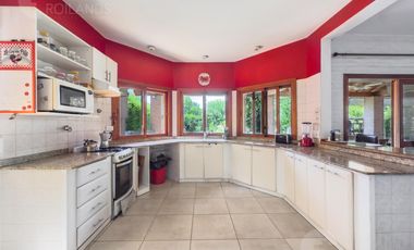 Venta / Alquiler Casa en El Portillo Barrio Cerrado Pilar