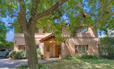 Venta / Alquiler Casa en El Portillo Barrio Cerrado Pilar