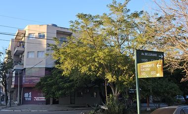 Departamento en Av Belgrano 1100