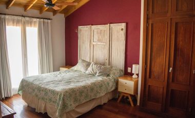 Casa de 6 ambientes en alquiler temporario en Beccar