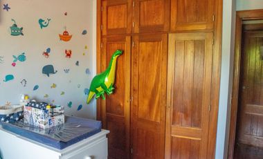 Casa de 6 ambientes en alquiler temporario en Beccar