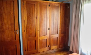 Casa de 6 ambientes en alquiler temporario en Beccar