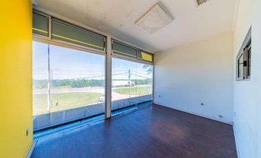 Galpón nuevo en venta | Ubicación estratégica sobre AO12 – Roldán