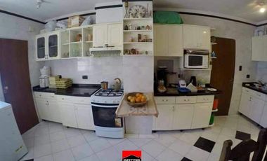 VENTA SEMIPISO 3 DORMITORIOS