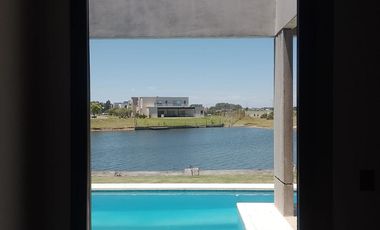 Casa Alquiler Temporario 3 Ambientes Barrio San Sebastián