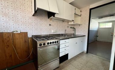 casa alquiler martinez 2 dormitorios garage.