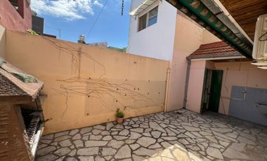 casa alquiler martinez 2 dormitorios garage.