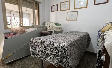 Venta PH 4 ambientes con patio en Wilde