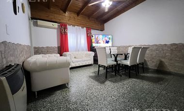 Venta PH 4 ambientes con patio en Wilde