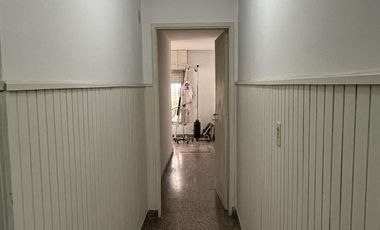 Venta PH 4 ambientes con patio en Wilde