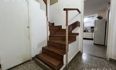 Venta PH 4 ambientes con patio en Wilde