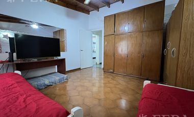 Venta PH 4 ambientes con patio en Wilde