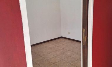 Venta PH - 3 ambientes - al frente - Sin expensas - con Patio - Lanús Este.